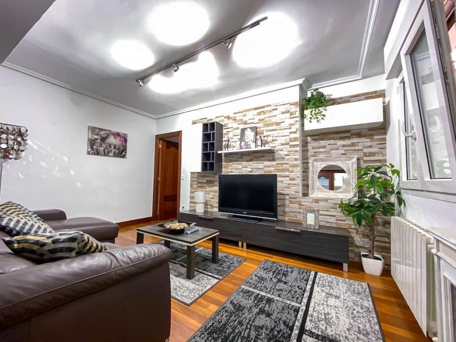 Apartamento Coqueto Gran Bilbao Apartment Басаури Екстериор снимка